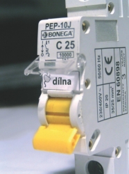 Jistič 32A jednofázový elektrický Bonega C 6kA 02-1032C-PEP-6J